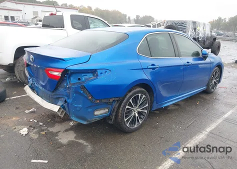 2018 Toyota Camry Se z USA, uszkodzony, nr VIN 4T1B11HK2JU068856